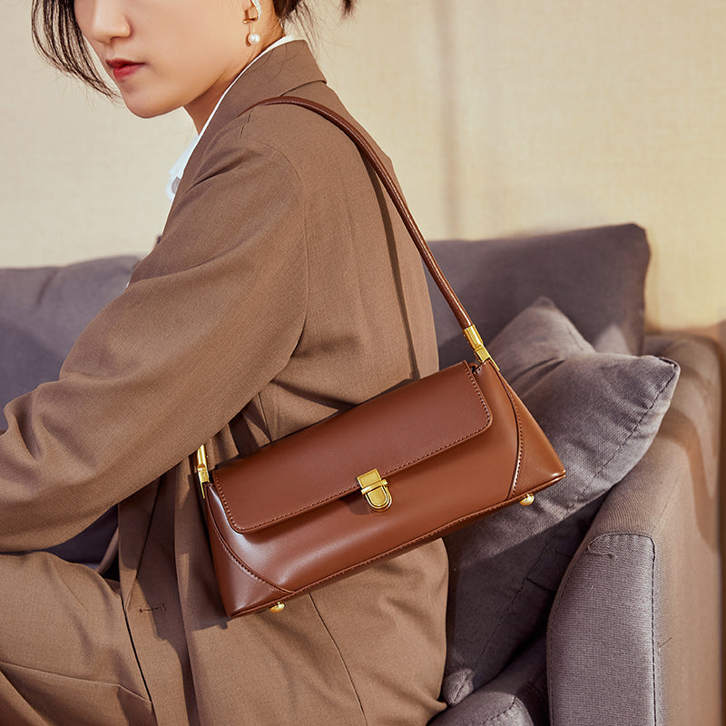 Elegant Leather Tote Purse
