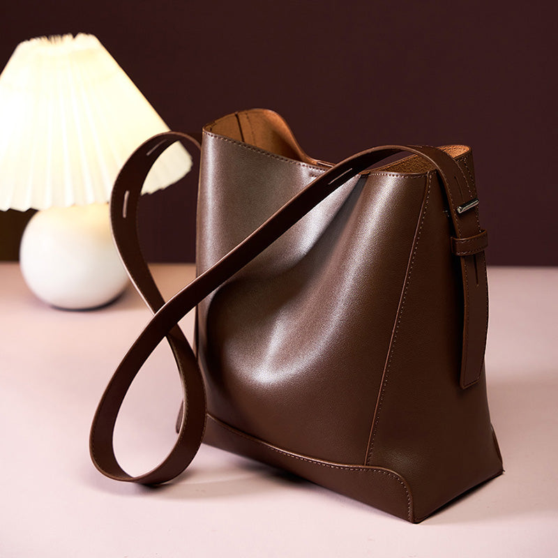 Relaxed Structured Shoulder Tote