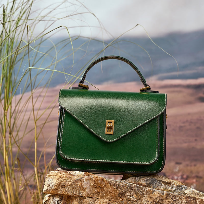 Elegant Leather Messenger Bag
