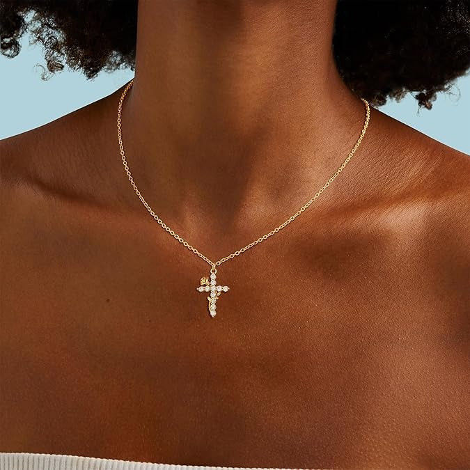Gold Plated Cross Pendant Necklace for Women – Dainty Necklace